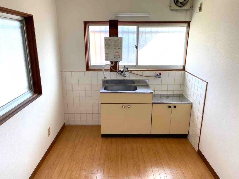 �y�L�b�`���z�@1F