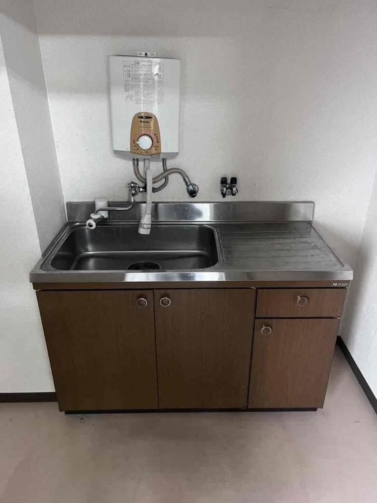 �y���̑��ݔ��z�@